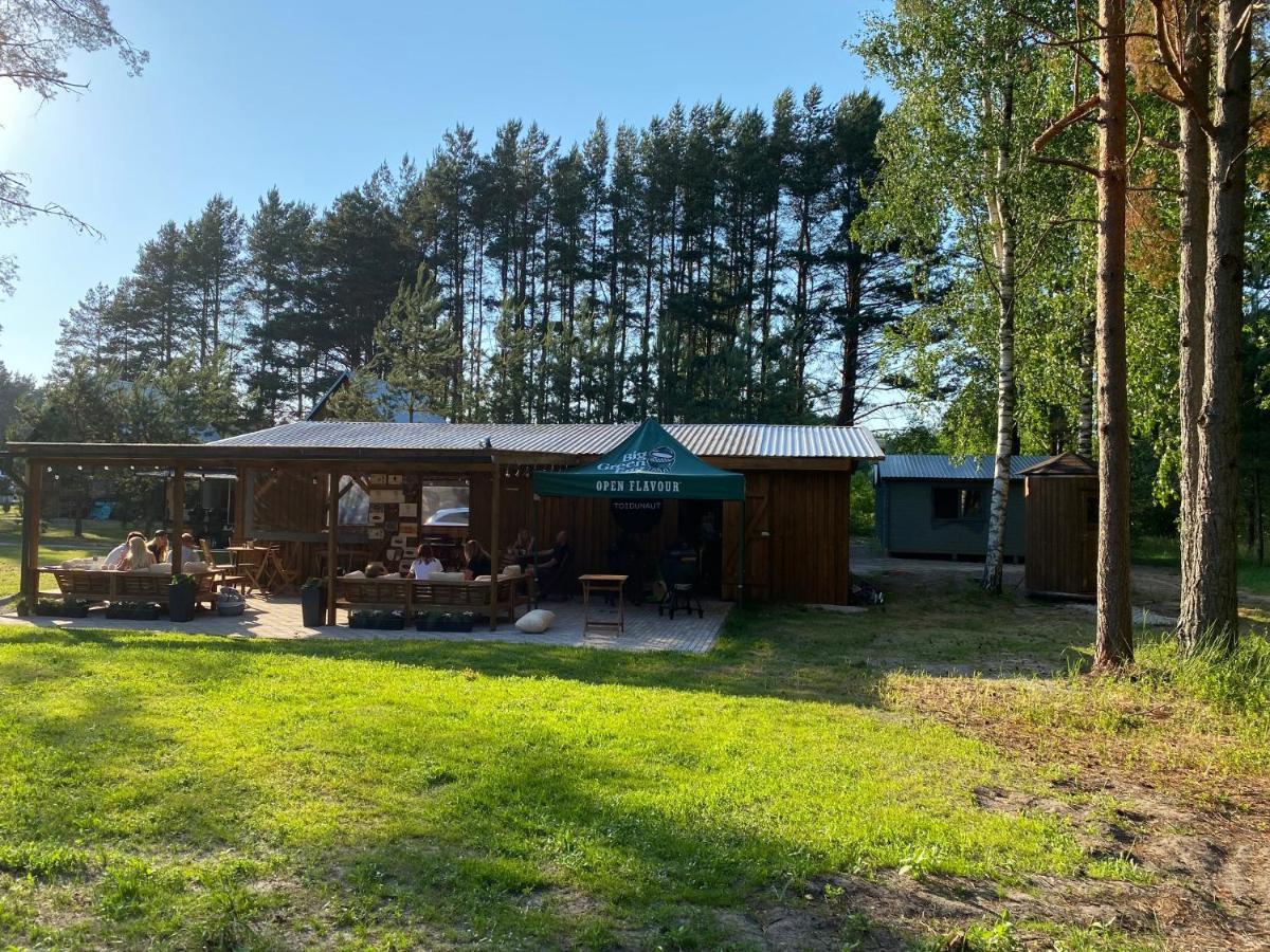 Metsaaeaere Accommodation Uulu Exterior photo
